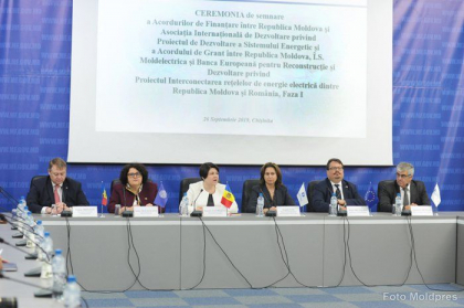 Moldova a semnat trei acorduri in suma de 100 mln euro pentru modernizarea sistemului energetic