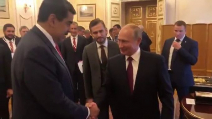 Ce cadou i-a oferit Nicolas Maduro lui Vladimir Putin “ca semn de pretuire”