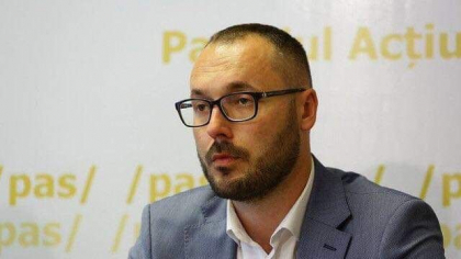 Igor Munteanu si Sergiu Litvinenco, privind concesionarea aeroportului