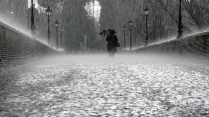 Nu-ti uita umbrela, daca iesi din casa. Se prevad ploi in toata tara. Cum va fi vremea in urmatoarele zile, pe intreg teritoriul tarii. Prognoza meteo - FOTO