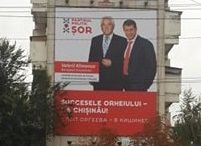 Octavian Ticu solicita Procurorului General interimar, CEC, Primariei Chisinau, dar si Guvernului scoaterea imediata din cursa electorala a tuturor candidatilor care au aparut pe panouri alaturi Ilan Sor: „Marea sfidare” - FOTO Octavian Ticu solicita Procurorului General interimar, CEC, Primariei Chisinau, dar si Guvernului scoaterea imediata din cursa electorala a tuturor candidatilor care au aparut pe panouri alaturi Ilan Sor: „Marea sfidare” - FOTO