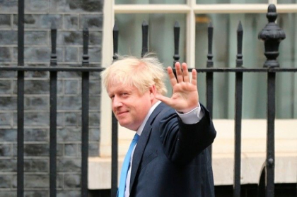 Boris Johnson, acuzat ca a atins coapsa unei jurnaliste. Reactia premierului