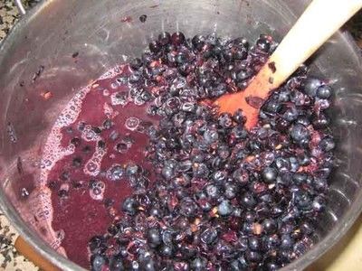 Tragedie la Cahul. Un barbat a murit dupa ce s-a intoxicat cu bioxid de carbon in urma procesului de fermentare a vinului