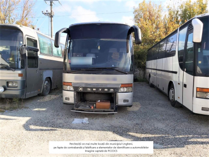 Perchezitii la Ungheni intr-un dosar de contrabanda cu masini