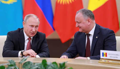 Igor Dodon l-a felicitat pe omologul sau, Vladimir Putin cu ziua lui de nastere
