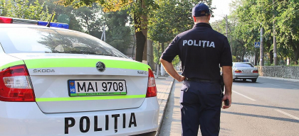 Oamenii legii au pornit o ancheta interna in cazul femeii care s-a plans pe internet ca politia nu a intervenit, desi a fost chemata, cand prietenul ei a fost lovit cu o sticla in cap de Ziua Vinului in PMAN Oamenii legii au pornit o ancheta interna in cazul femeii care s-a plans pe internet ca politia nu a intervenit, desi a fost chemata, cand prietenul ei a fost lovit cu o sticla in cap de Ziua Vinului in PMAN
