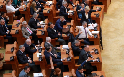 LIVE UPDATE. Guvernul Dancila va fi demis, dupa ce motiunea de cenzura a fost adoptata LIVE UPDATE. Guvernul Dancila va fi demis, dupa ce motiunea de cenzura a fost adoptata