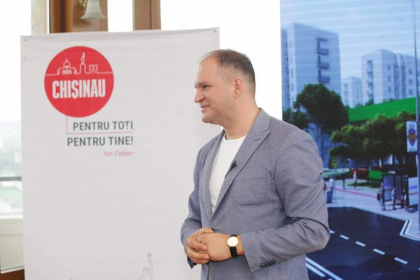 Ion Ceban obligat de instanta sa scoata panourile electorale din oras Ion Ceban obligat de instanta sa scoata panourile electorale din oras