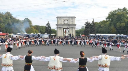 DOC // Chef si voie buna de Hramul Orasului. Ce surprize a pregatit primaria capitalei DOC // Chef si voie buna de Hramul Orasului. Ce surprize a pregatit primaria capitalei