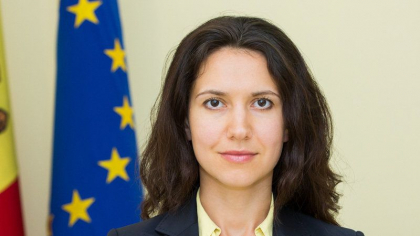 Se cere demisia Ministrului Justitiei, Olesea Stamate. Oamenii sunt indemnati sa semneze o petitie in acest sens Se cere demisia Ministrului Justitiei, Olesea Stamate. Oamenii sunt indemnati sa semneze o petitie in acest sens
