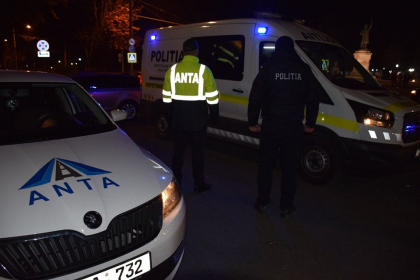 ANTA si Politia, in actiune. Au fost prinsi soferi in stare de ebrietate alcoolica sau narcotica. Ce incalcari au mai avut conducatorii de taxi - GALERIE FOTO ANTA si Politia, in actiune. Au fost prinsi soferi in stare de ebrietate alcoolica sau narcotica. Ce incalcari au mai avut conducatorii de taxi - GALERIE FOTO