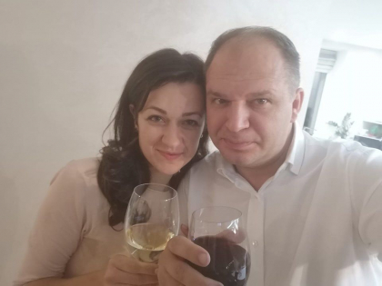 Dupa ce a castigat fotoliul de primar, Ion Ceban a mers acasa si a sarbatorit victoria impreuna cu sotia sa. Acesta a postat un selfie pe facebook: „Mersi tuturor” - FOTO Dupa ce a castigat fotoliul de primar, Ion Ceban a mers acasa si a sarbatorit victoria impreuna cu sotia sa. Acesta a postat un selfie pe facebook: „Mersi tuturor” - FOTO