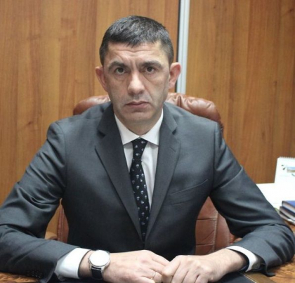 Alegeri parlamentare noi, la Hancesti. Deputatul PD, Alexandru Botnari, care a devenit parlamentar pe Circumscriptia de acolo, castiga acum fotoliul de edil al orasului - FOTO Alegeri parlamentare noi, la Hancesti. Deputatul PD, Alexandru Botnari, care a devenit parlamentar pe Circumscriptia de acolo, castiga acum fotoliul de edil al orasului - FOTO