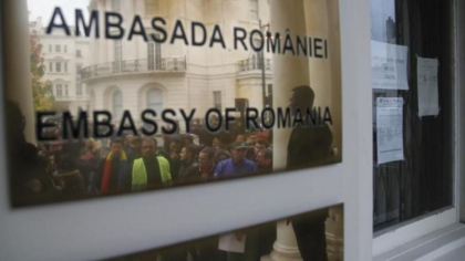 Alegeri Prezidentiale 2019 in Romania. A doua zi de vot pentru romanii din diaspora. Peste 150.000 de romani au votat pana la ora 15:00 Alegeri Prezidentiale 2019 in Romania. A doua zi de vot pentru romanii din diaspora. Peste 150.000 de romani au votat pana la ora 15:00