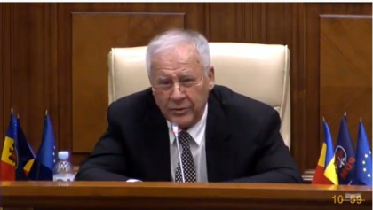 „Love story” in Parlament. Cum a ironizat Dumitru Diacov coalitia dintre ACUM si PSRM care ar putea sa cada, din cauza motiunii impotriva guvernului: „Cenzura este „decesul coalitiei” sau terminarea dragostei. Sunteti in stare sa va indragostiti de altcineva ca sa conduceti acest guvern?” - VIDEO „Love story” in Parlament. Cum a ironizat Dumitru Diacov coalitia dintre ACUM si PSRM care ar putea sa cada, din cauza motiunii impotriva guvernului: „Cenzura este „decesul coalitiei” sau terminarea dragostei. Sunteti in stare sa va indragostiti de altcineva ca sa conduceti acest guvern?” - VIDEO