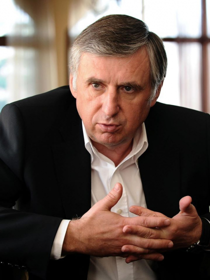 Ion Sturza, despre caderea guvernului Sandu: "Hai, nu mai plangeti! Ati infrant cel mai odios regim oligarhic" Ion Sturza, despre caderea guvernului Sandu: "Hai, nu mai plangeti! Ati infrant cel mai odios regim oligarhic"