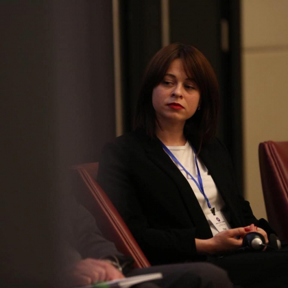 Olga Gututui a demisionat din functia de membru al Consiliului Audiovizualului: "Consiliul a devenit o entitate ce poarta chipiu colorat, iar culoarea acestuia se schimba dupa cum si dimensiunile grupurilor media controlate de catre politicieni" Olga Gututui a demisionat din functia de membru al Consiliului Audiovizualului: "Consiliul a devenit o entitate ce poarta chipiu colorat, iar culoarea acestuia se schimba dupa cum si dimensiunile grupurilor media controlate de catre politicieni"