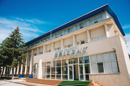 Procurorii anticoruptie au descins „Operatiune speciala” la Liceul Orizont - FOTO Procurorii anticoruptie au descins „Operatiune speciala” la Liceul Orizont - FOTO