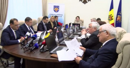URMARESTE LIVE. Sedinta Consiliului Superior al Procurorilor/ Lista scurta a candidatilor la functia de Procuror General a ajuns la CSP. Cand va fi luata o decizie URMARESTE LIVE. Sedinta Consiliului Superior al Procurorilor/ Lista scurta a candidatilor la functia de Procuror General a ajuns la CSP. Cand va fi luata o decizie