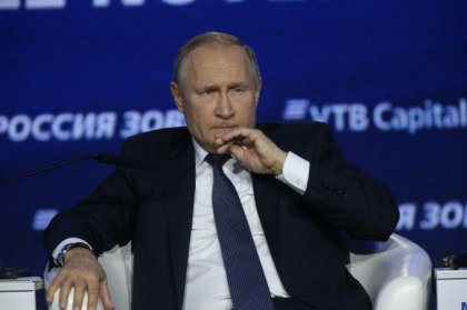 Vladimir Putin il descrie pe Zelenski drept o persoana „simpatica si sincera” Vladimir Putin il descrie pe Zelenski drept o persoana „simpatica si sincera”