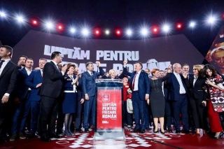 Viorica Dancila demisioneaza de la sefia PSD. Liderii PSD isi impart functiile in biroul lui Marcel Ciolacu de la Parlament Viorica Dancila demisioneaza de la sefia PSD. Liderii PSD isi impart functiile in biroul lui Marcel Ciolacu de la Parlament