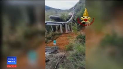Un pod de pe o autostrada s-a prabusit in Italia, in apropierea orasului Savona - VIDEO Un pod de pe o autostrada s-a prabusit in Italia, in apropierea orasului Savona - VIDEO