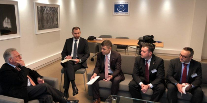 Ce a cautat „omul presedintelui Dodon” la intrevederea dintre ministrul Justitiei si presedintele Comisiei de la Venetia - ZdG.md