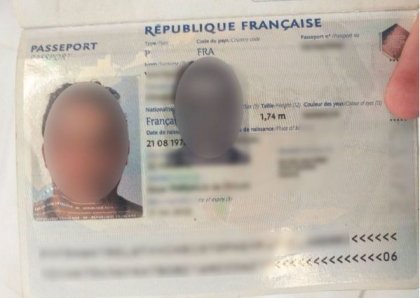 Un barbat iranian cu pasaport francez, cautat de interpol, a fost retinut pe Aeroportul International Chisinau Un barbat iranian cu pasaport francez, cautat de interpol, a fost retinut pe Aeroportul International Chisinau