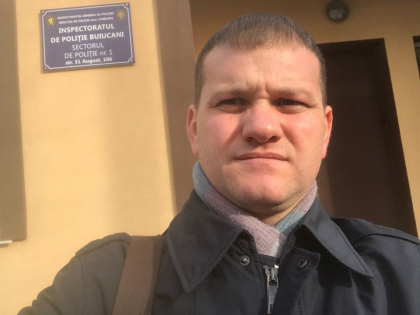 Valeriu Munteanu spune ca "la distanta de ani-lumina" a fost audiat cu privire la demersul in care cere ca Dodon si Greceanii sa fie amendati: nu au coborat in berna drapelele in Ziua comemorarii victimelor tuturor regimurilor totalitare Valeriu Munteanu spune ca "la distanta de ani-lumina" a fost audiat cu privire la demersul in care cere ca Dodon si Greceanii sa fie amendati: nu au coborat in berna drapelele in Ziua comemorarii victimelor tuturor regimurilor totalitare