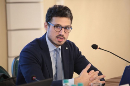 Dionis Cenusa: „Dodon stie ce „zboara” in Moldova?”. Cum a comentat politologul declaratiile presedintelui cu privire la construirea a inca doua aeroporturi internationale pe teritoriul tarii noastre