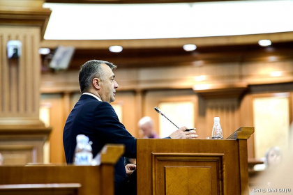 Ion Chicu: La inceputul lui 2021 ar putea fi deschise doua aeroporturi, la nord si la sud