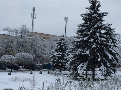 Peisaj de poveste la Falesti, unde iarna oficial si-a intrat in drepturi - FOTO Peisaj de poveste la Falesti, unde iarna oficial si-a intrat in drepturi - FOTO