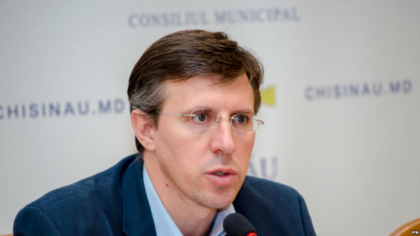 Ce spune Dorin Chirtoaca despre eliberarea lui Vlad Filat: "...mi-a provocat greata. S-a procedat las, asa cum s-a facut in 2015" - VIDEO