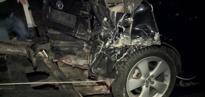 Imagini de la locul accidentului unde un tren s-a ciocnit cu o masina de taxi pe o cale ferata, la Sangera Imagini de la locul accidentului unde un tren s-a ciocnit cu o masina de taxi pe o cale ferata, la Sangera