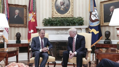 Donald Trump avertizeaza Rusia impotriva ingerintelor in alegerile care vor avea loc in 2020