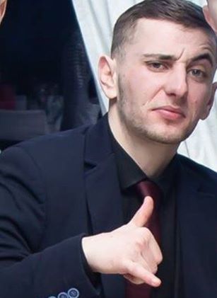 Barbatul din imagine, cautat de politie. Ce a facut la Balti - FOTO