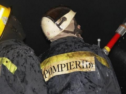 Tragedie la Drochia. Un batran, gasit fara suflare dupa ce casa acestuia a fost cuprinsa de flacari 