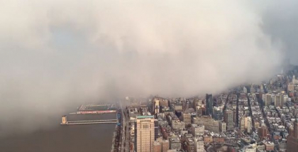 Fenomen meteorologic extrem de bizar in New York. Un nor imens a adus zapada in oras Fenomen meteorologic extrem de bizar in New York. Un nor imens a adus zapada in oras
