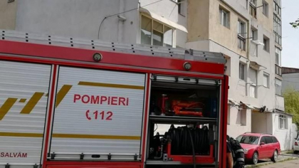 Bloc evacuat dupa ce un barbat a pus 20 de ardei iuti in cuptorul cu microunde Bloc evacuat dupa ce un barbat a pus 20 de ardei iuti in cuptorul cu microunde