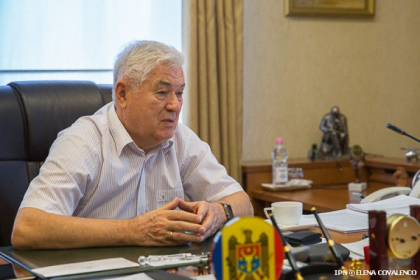 Vladimir Voronin: Ideea construirii aeroporturilor nu apartine nici presedintelui, nici Guvernului Vladimir Voronin: Ideea construirii aeroporturilor nu apartine nici presedintelui, nici Guvernului