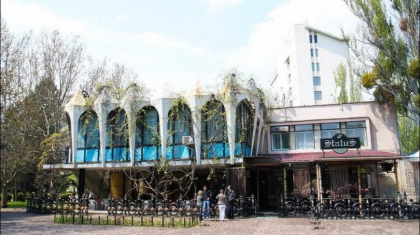Certificatul de urbanism pentru proiectarea unui centru multifunctional in locul cafenelei „Guguta” - revocat - DOC
