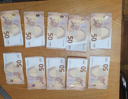 Un tanar risca 6 ani de inchisoare pentru ca ar fi incercat sa mituiasca un agent de patrulare. Ce suma i-a propus acesta Un tanar risca 6 ani de inchisoare pentru ca ar fi incercat sa mituiasca un agent de patrulare. Ce suma i-a propus acesta