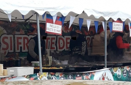 Cetateni straini, care munceau ilegal la Balti, retinuti de ofiterii Biroului Migratie si Azil. Ce vindeau acestia pe strazile municipiului - FOTO