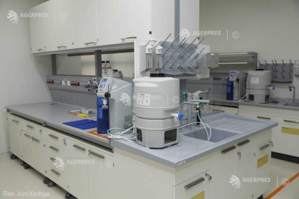 China - Cercetatorul implicat in experimentul bebelusilor modificati genetic, condamnat la trei ani de inchisoare