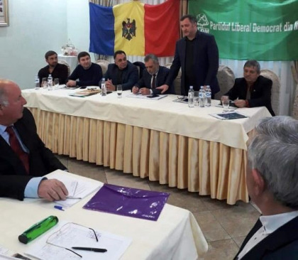 Vlad Filat, prezent la sedinta PLDM - GALERIE FOTO Vlad Filat, prezent la sedinta PLDM - GALERIE FOTO
