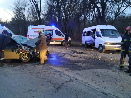 Noi imagini de la locul accidentului de pe strada Muncesti din capitala
