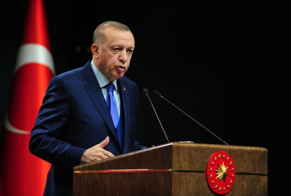Erdogan sustine ca pana la 250.000 de persoane fug din regiunea siriana Idlib spre Turcia Erdogan sustine ca pana la 250.000 de persoane fug din regiunea siriana Idlib spre Turcia