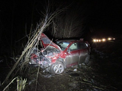 Ce spun rudele despre accidentul de acum doua zile de la Straseni, in urma caruia o femeie si copilul ei de trei ani au fost grav raniti - FOTO Ce spun rudele despre accidentul de acum doua zile de la Straseni, in urma caruia o femeie si copilul ei de trei ani au fost grav raniti - FOTO