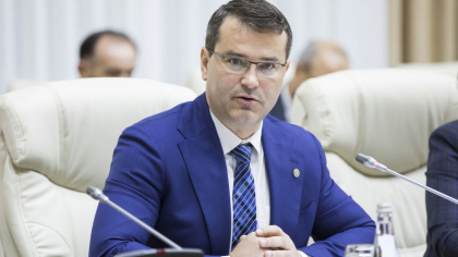Ministrul Economiei, Anatol Usatii, chemat la audieri in plenul Parlamentului pentru o oferi explicatii privind scumpirea, in toiul sarbatorilor de iarna, a calatoriilor interurbane. Anuntul facut de PAS Ministrul Economiei, Anatol Usatii, chemat la audieri in plenul Parlamentului pentru o oferi explicatii privind scumpirea, in toiul sarbatorilor de iarna, a calatoriilor interurbane. Anuntul facut de PAS