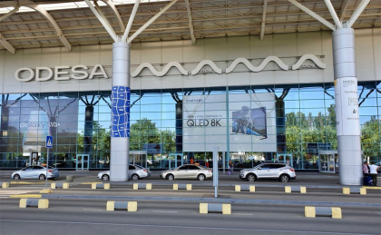 Un terminal din aeroportul Odesa, minat. Oamenii au fost evacuati, zborurile - retinute Un terminal din aeroportul Odesa, minat. Oamenii au fost evacuati, zborurile - retinute